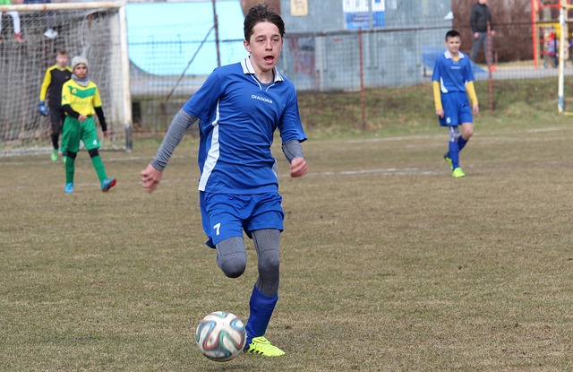 导球和边路 导球和边路